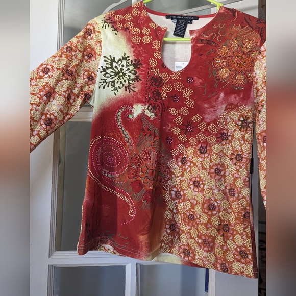 Y2k top by Michelle Nicole - Picture 2 of 5